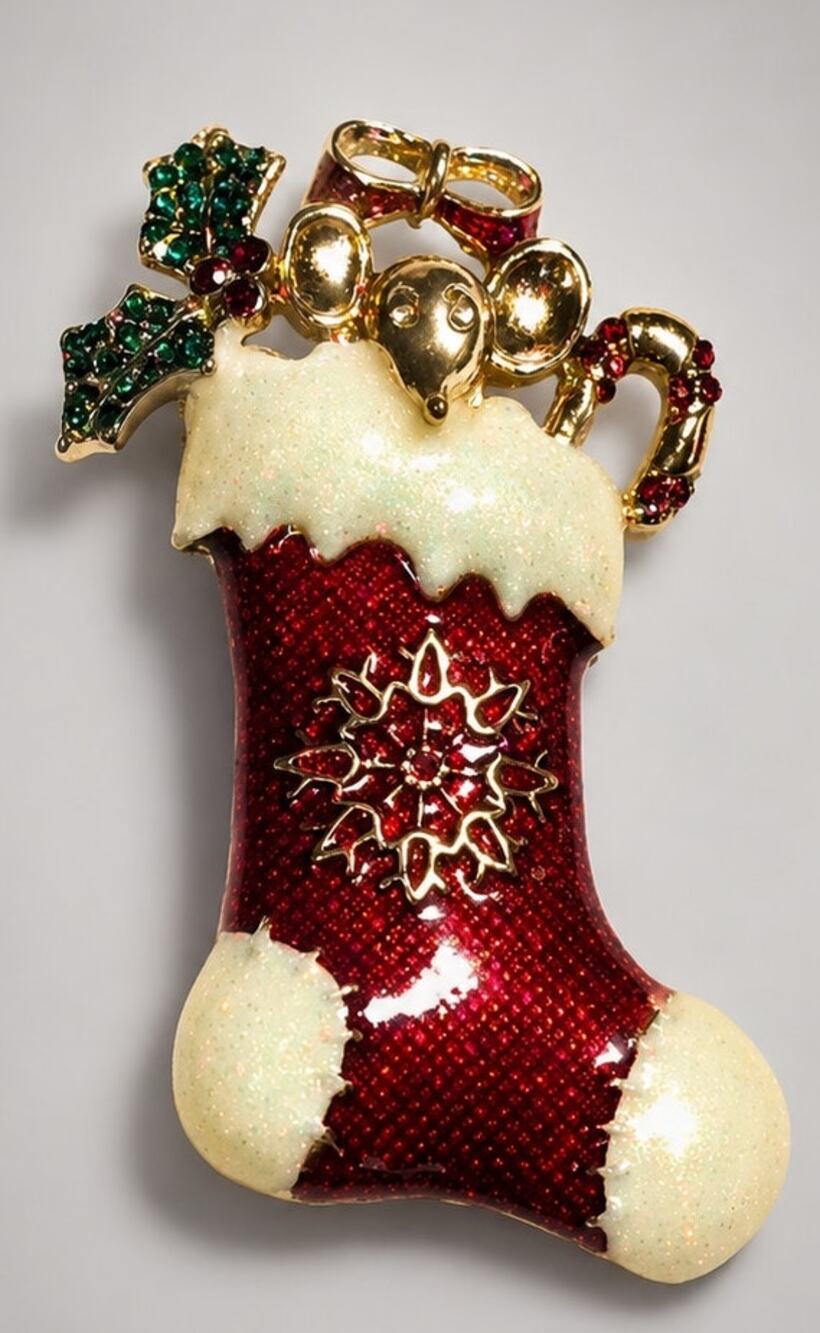 Liz Claiborne Christmas Brooch Pin Enamel Rhinestones Stocking Mouse LC 2.25 In‎
